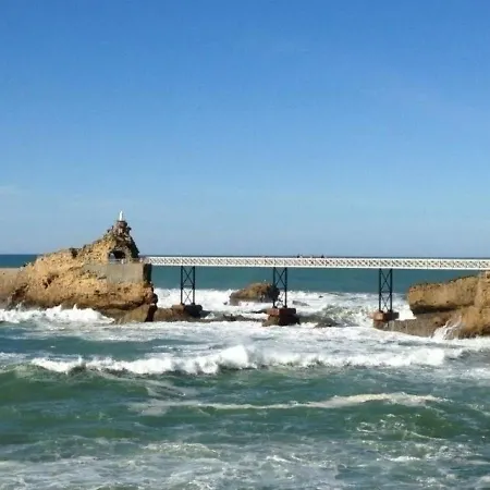Biarritz, 3 Pieces, 6 Personnes - Fr-1-3-377
